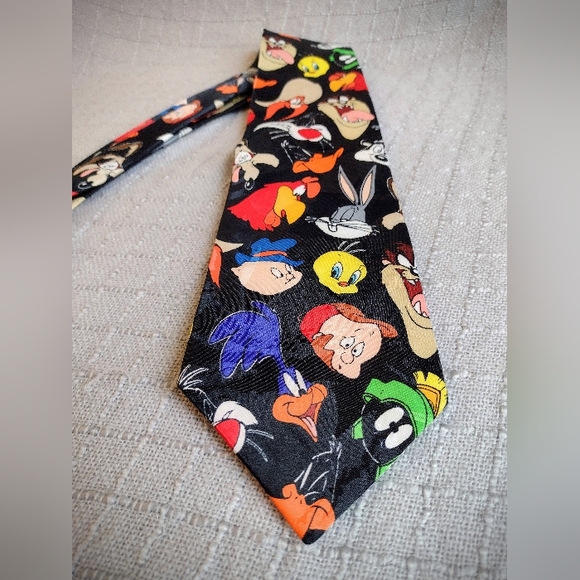 Looney Tunes Neck Tie, Excellent Condition, Dry Clean Only, Made in Korea - Picture 2 of 9